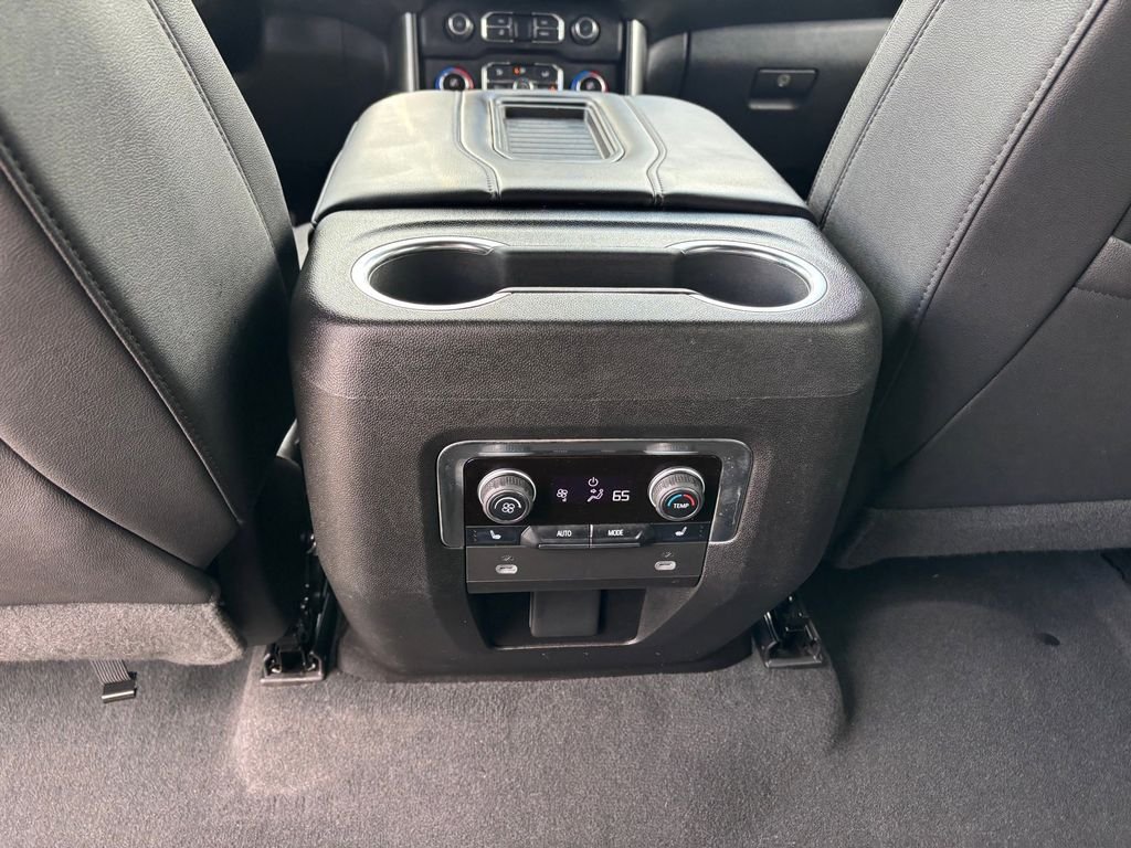 Used 2023 Gray Chevrolet Z71 image 27