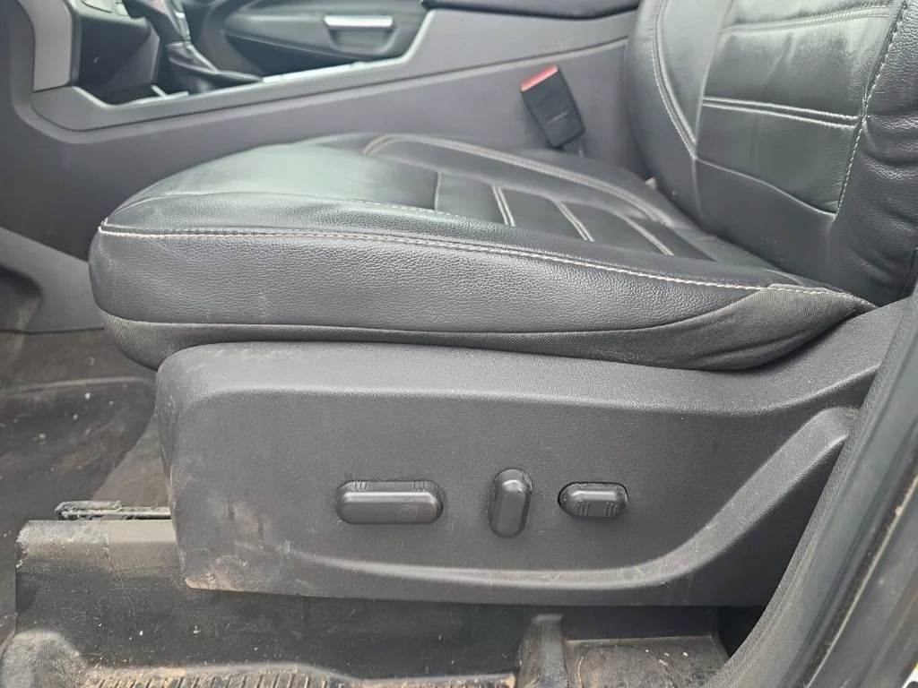 Used 2018 Magnetic Ford SEL image 14