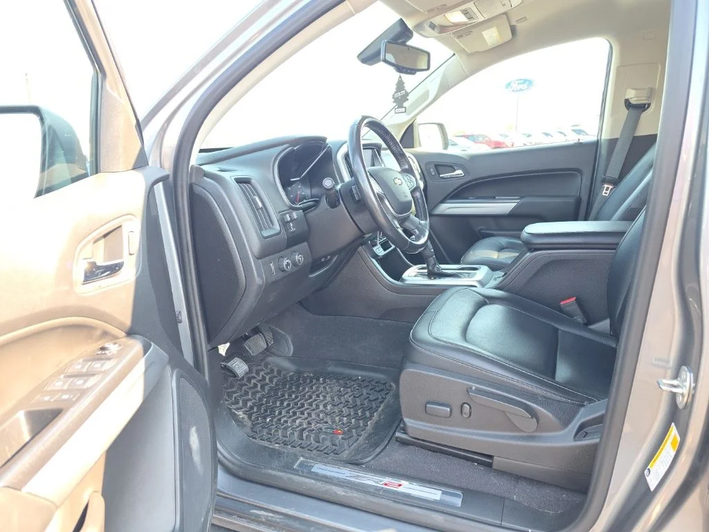 Used 2019 Steel Metallic Chevrolet ZR2 image 12
