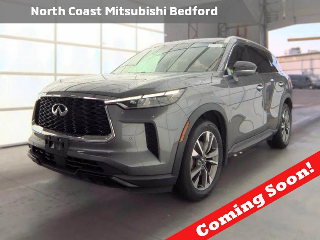 Used 2023 Gray INFINITI LUXE image 1