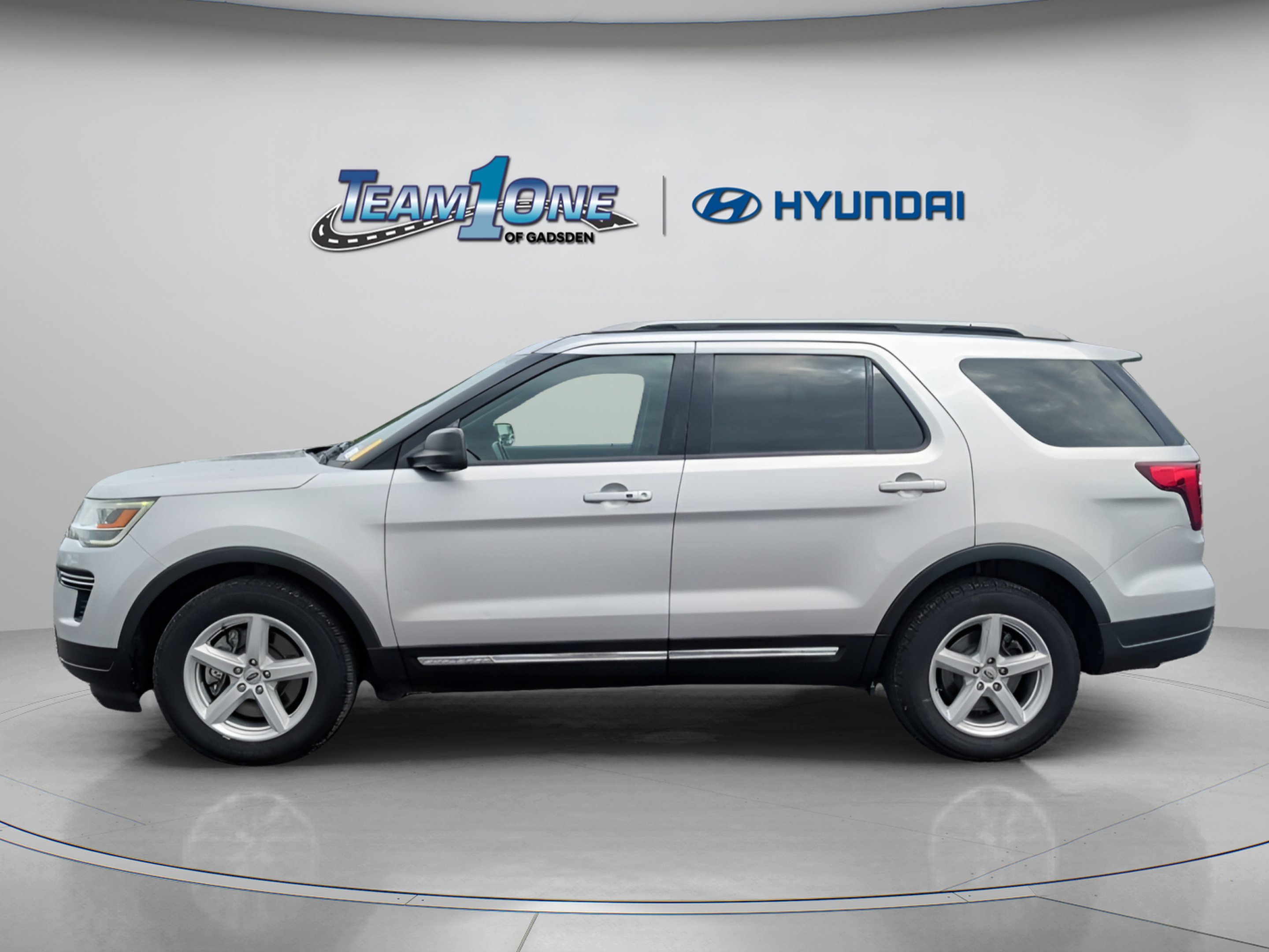 Used 2018 Ingot Silver Ford XLT image 5