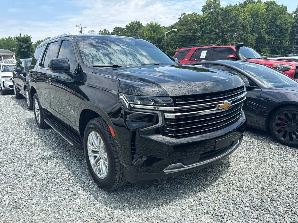 Used 2021 Black Chevrolet LT image 2
