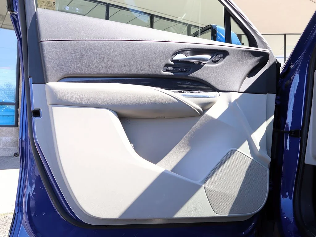 Used 2023 Wave Metallic Cadillac AWD Premium Luxury image 11