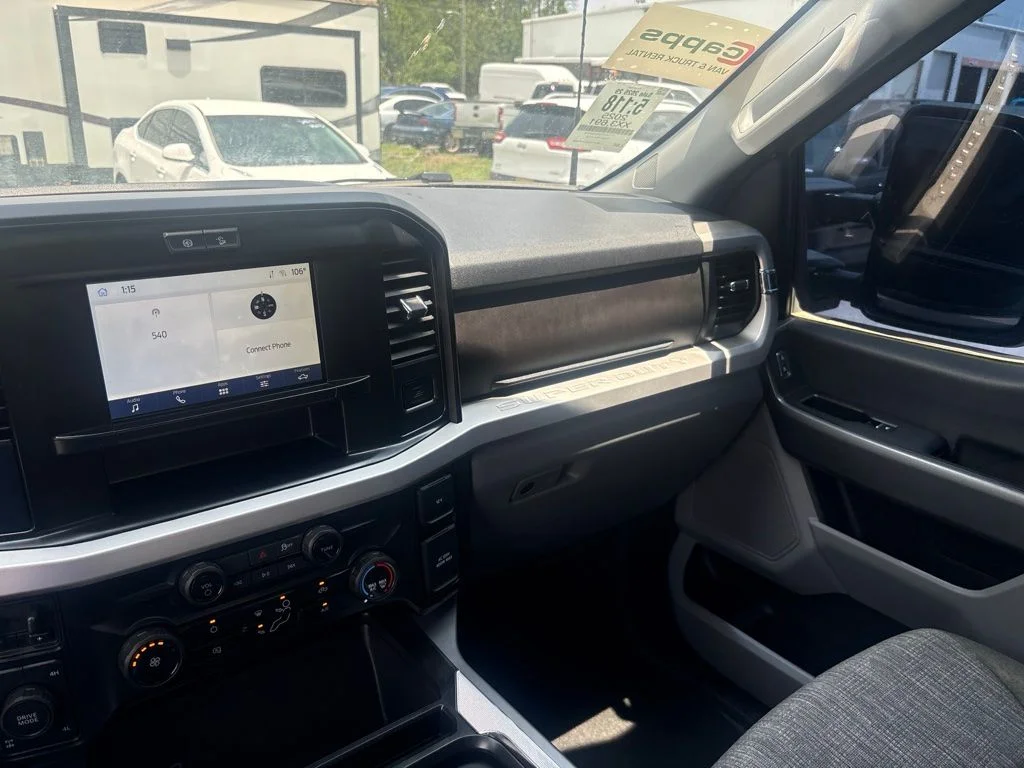 Used 2025 White Ford XLT image 7