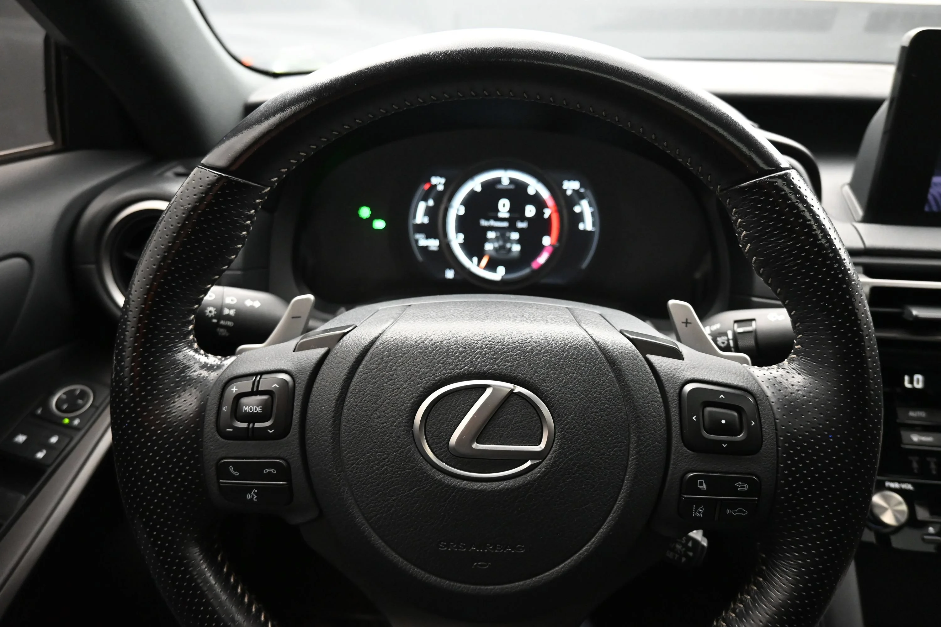 Used 2022  Lexus IS 350 F SPORT image 16