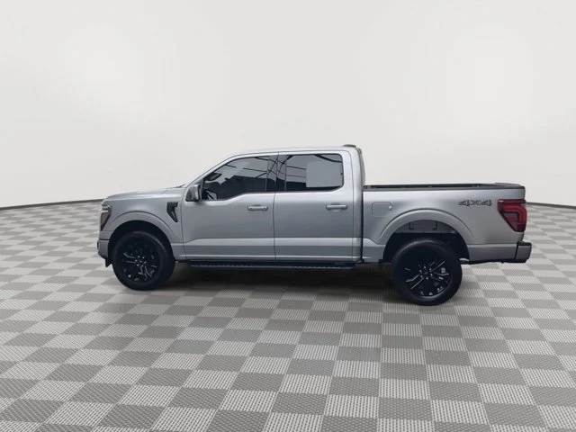 Used 2025 Silver Ford LARIAT image 37