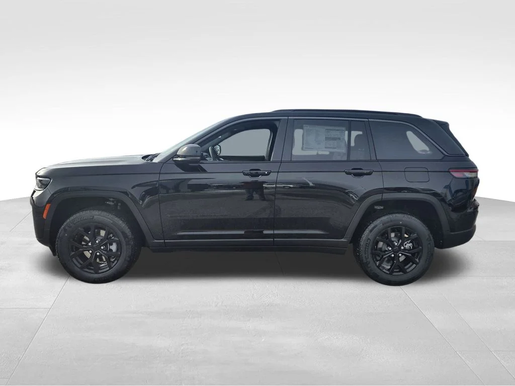 New 2026 Black Jeep Altitude image 4
