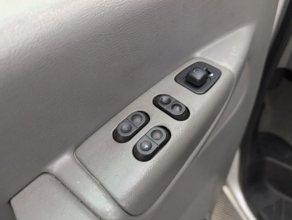 Used 2007 White Ford XLT image 30