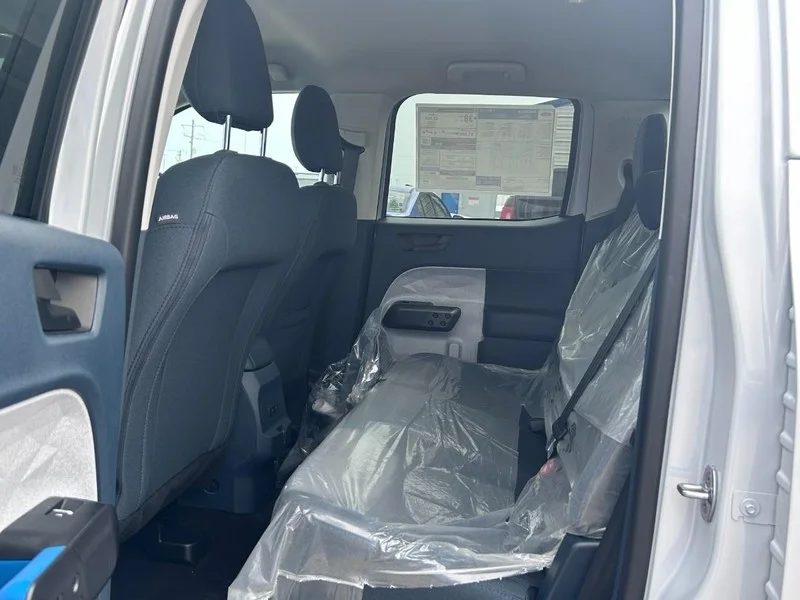 New 2026 Space White Metallic Ford XLT FWD SuperCrew image 4