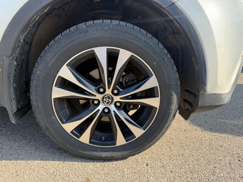 Used 2015 White Toyota Limited image 14