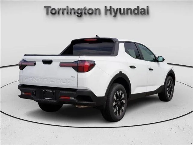 2025 Hyundai Santa Cruz SE - Photo 6