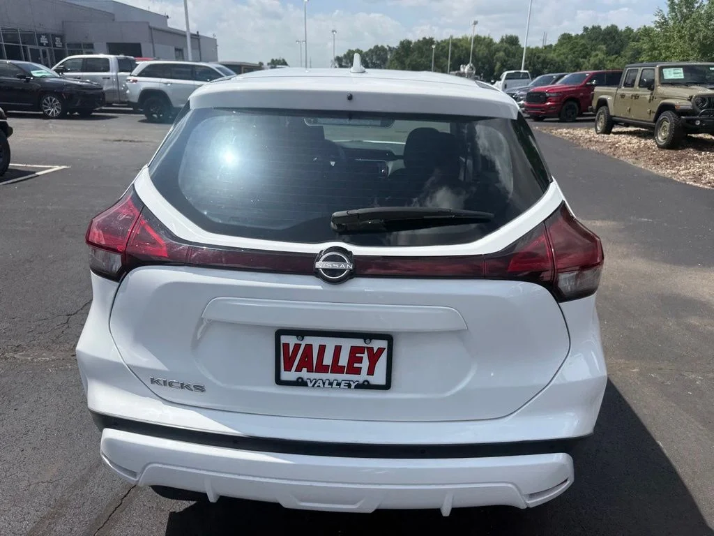 Certified Used 2023 White Nissan S image 5
