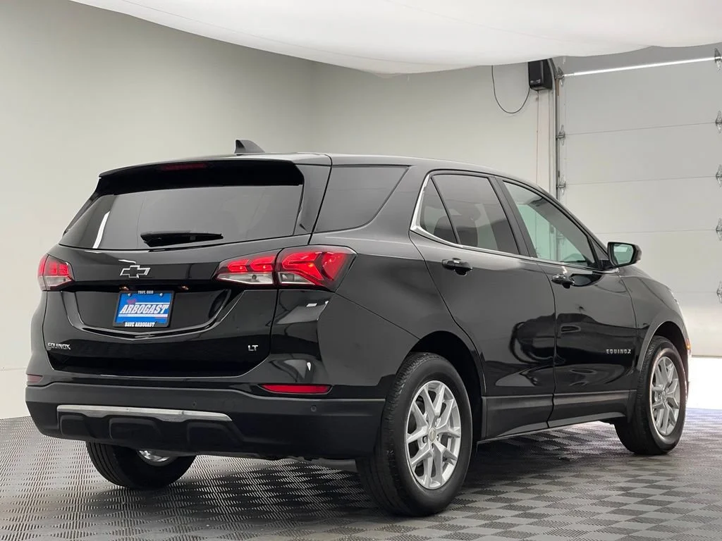 Used 2024 Mosaic Black Metallic Chevrolet LT image 7