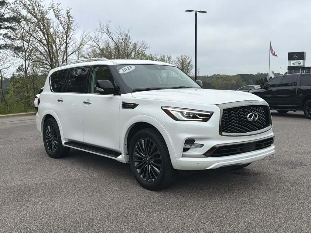 2023 INFINITI QX80