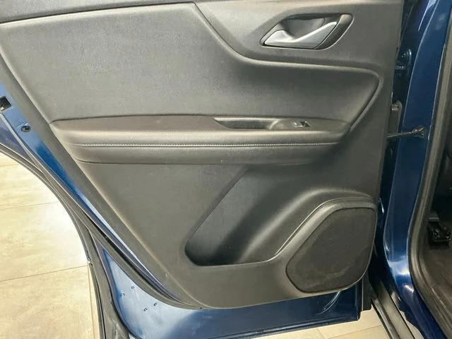 Used 2022 Blue Chevrolet LT image 10