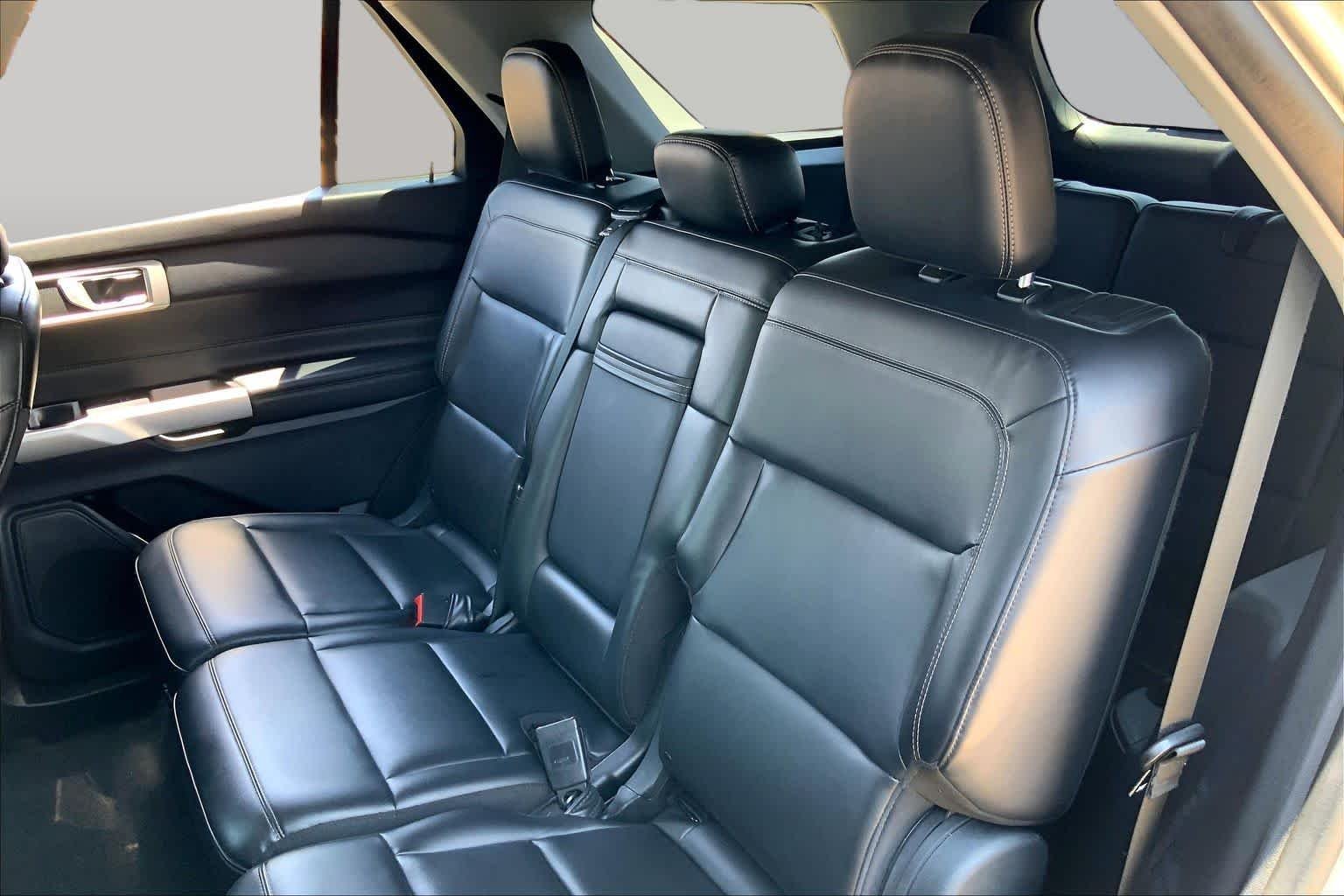 Used 2023 Iconic Silver Metallic Ford XLT image 21