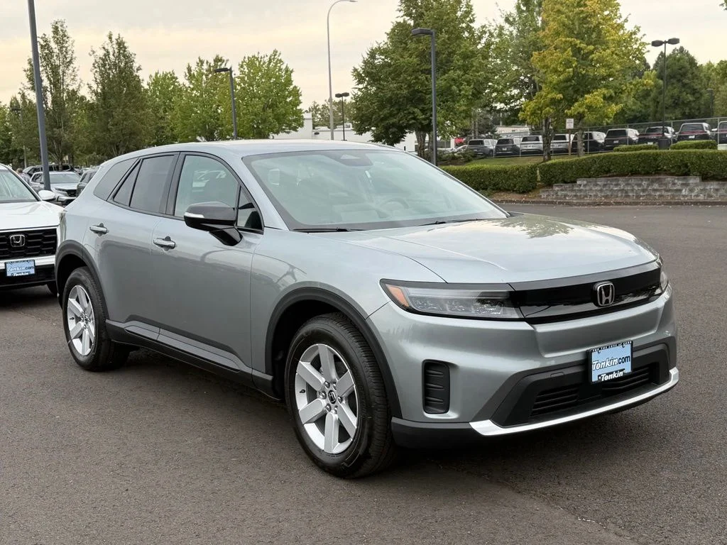 New 2026 Mercury Silver Metallic Honda EX image 2