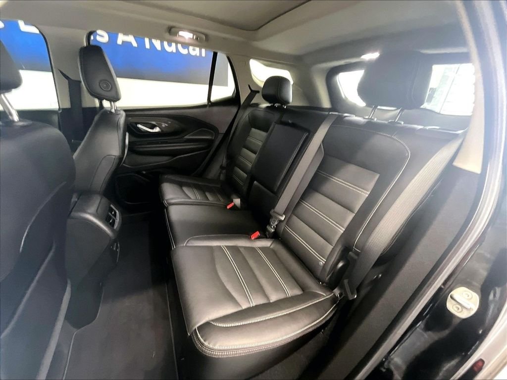 Used 2023 Ebony Twilight Metallic GMC Denali image 15