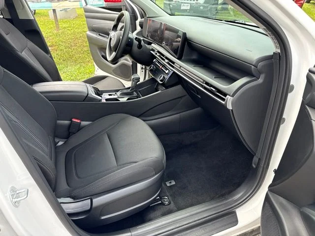 Used 2026 White Hyundai SEL image 26