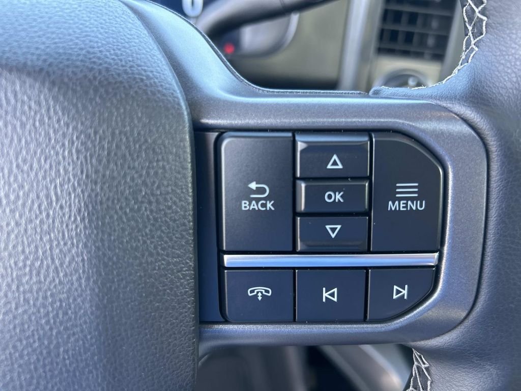 Certified Used 2025 Carbonized Gray Metallic Ford Lariat image 33