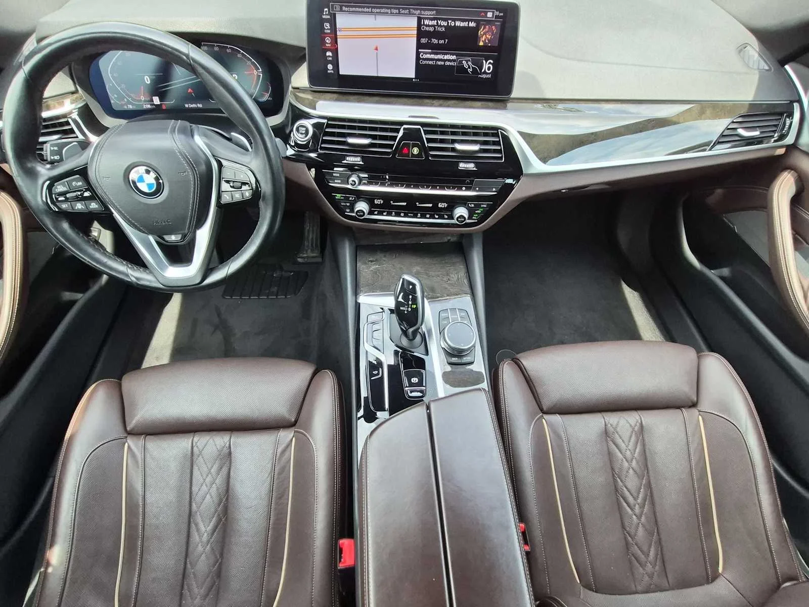 Used 2021 Alpine White BMW 540i xDrive image 15
