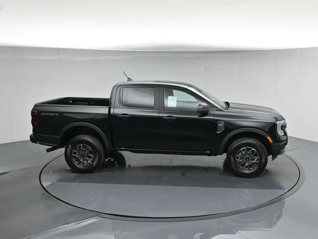 New 2026 Shadow Black Ford XLT image 36