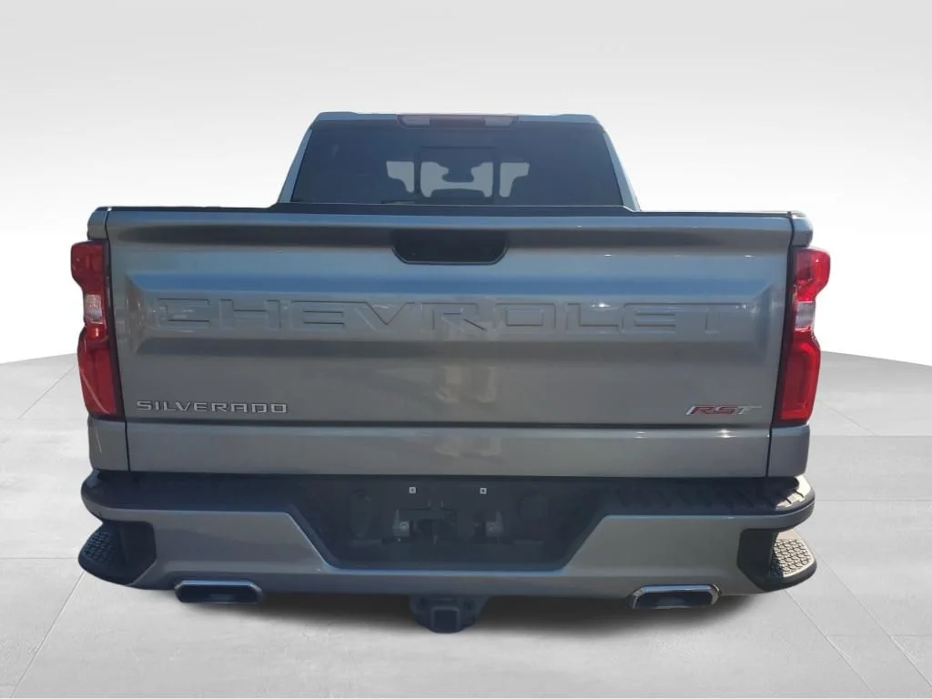 Used 2024 Gray Chevrolet RST image 4