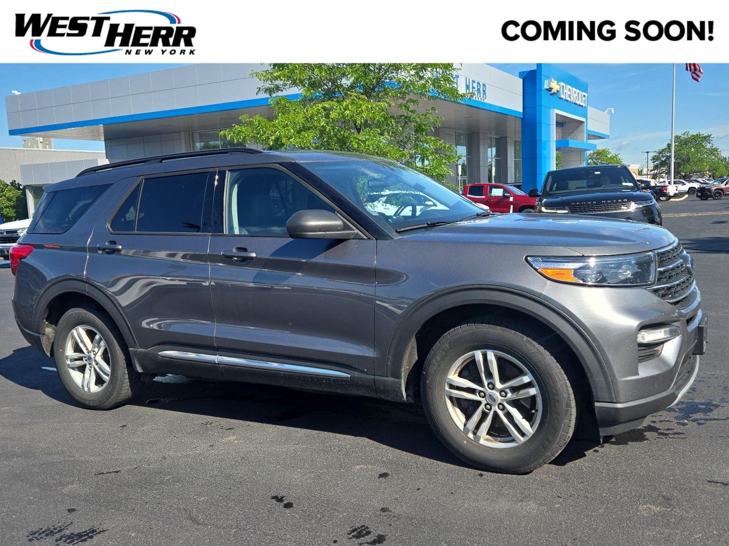 Used 2022 Carbonized Gray Ford XLT image 1