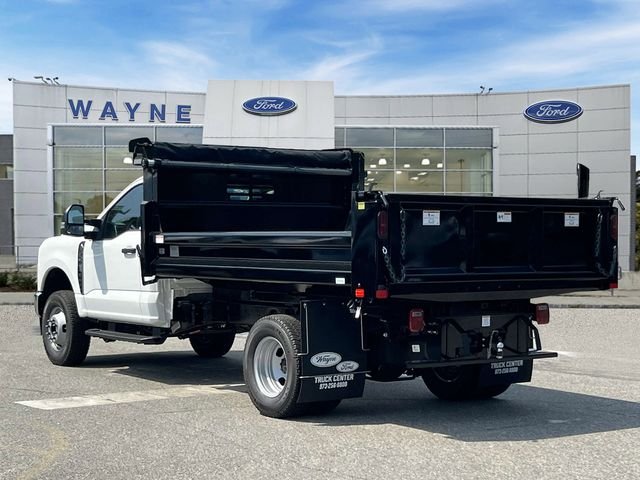 2025 Ford F-350 Super Duty Chassis Cab XL - Photo 18