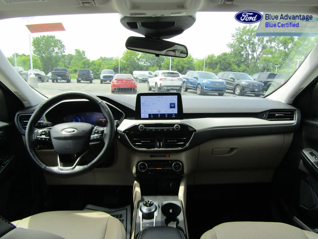 Certified Used 2021 Star White Ford SEL image 4
