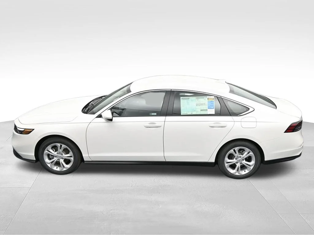 New 2026 Platinum White Pearl Honda LX image 27