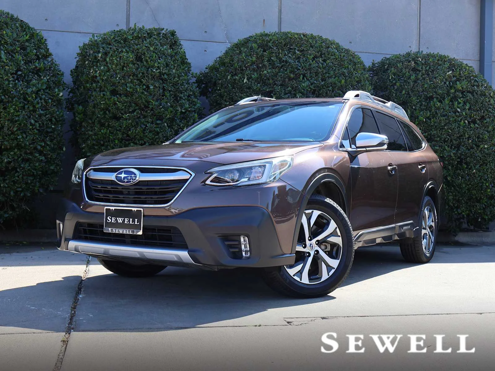2021 Subaru Outback Touring's photo