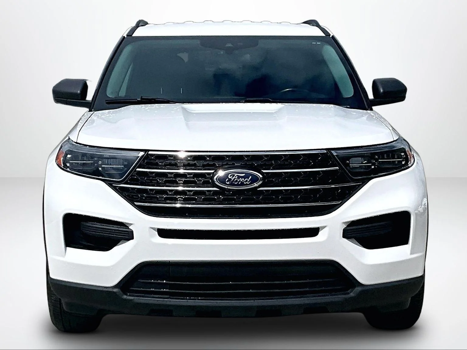 Used 2022 White Ford XLT image 4