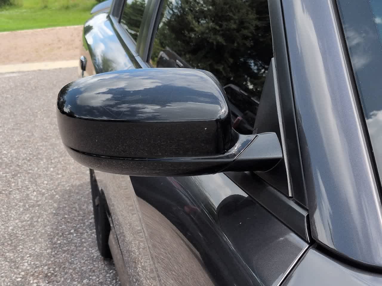 Used 2023 Granite Pearlcoat Dodge R/T image 12