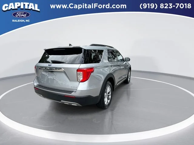 Used 2023 Silver Ford XLT image 8