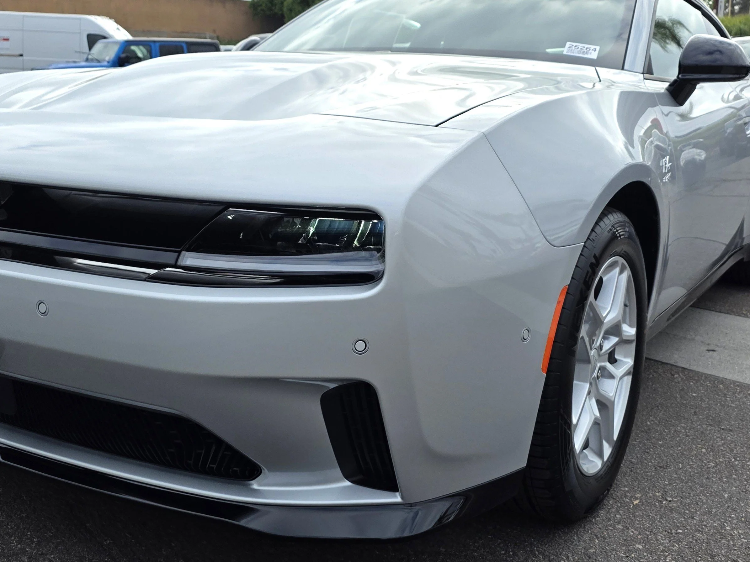 2025 Dodge Charger Daytona R/T - Photo 8