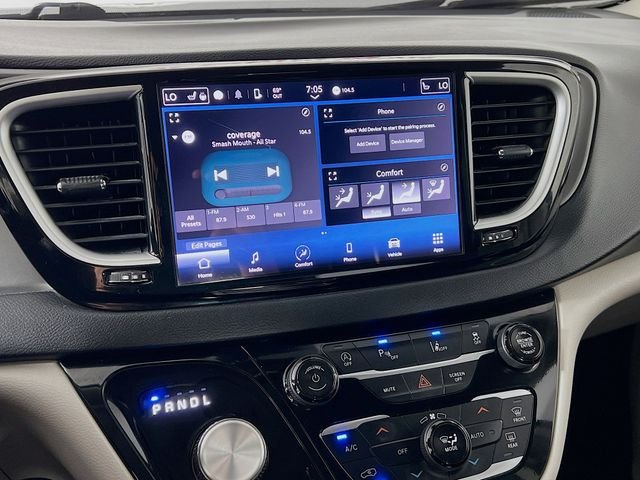 2024 Chrysler Pacifica Touring L - Photo 17