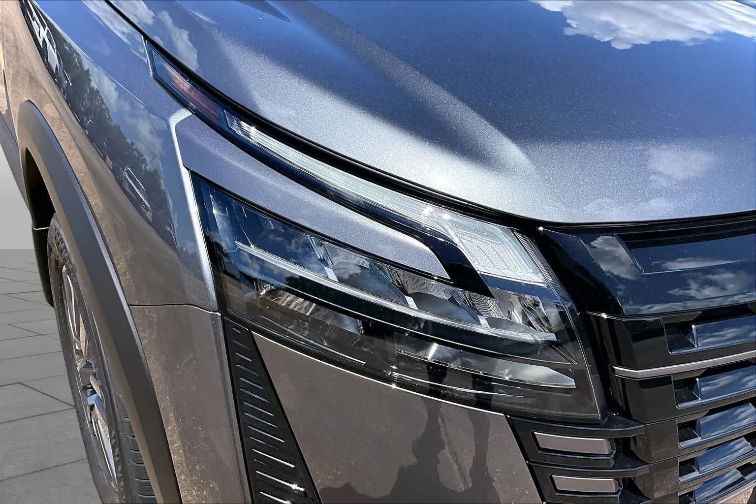 New 2026 Gun Metallic Nissan SV image 19