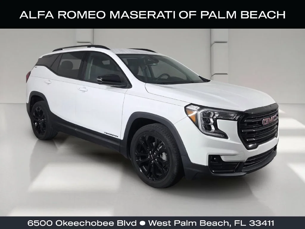 Used 2022 Summit White GMC SLT image 1
