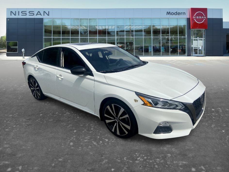 Used 2020 Pearl White Tricoat Nissan 2.5 SR image 3