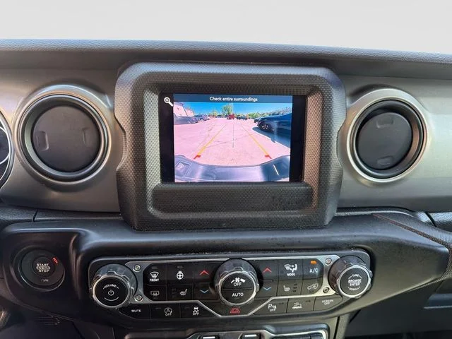 Used 2022 Black Jeep Sport image 25