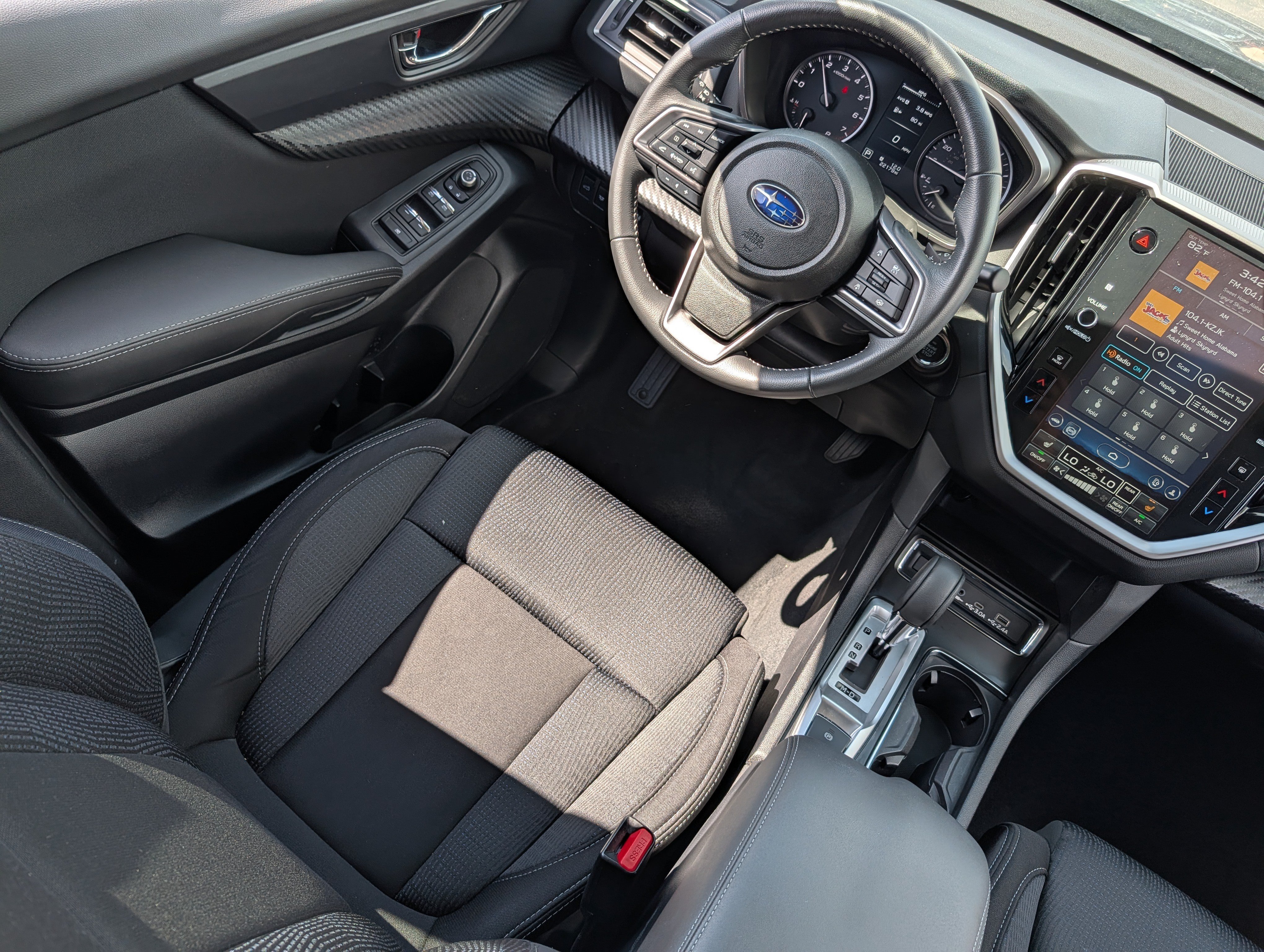 Used 2025 Magnetite Gray Metallic Subaru Premium image 9