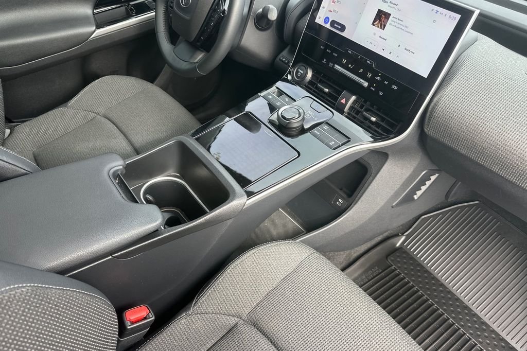 Used 2023 Beige Toyota XLE image 19