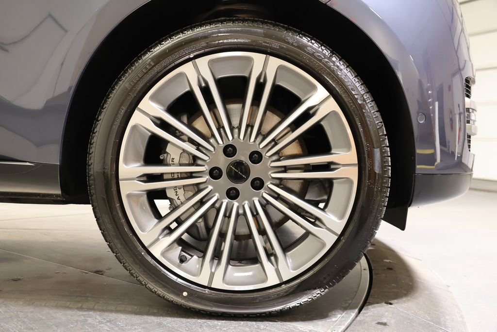 2026 Land Rover Range Rover SE - Photo 12