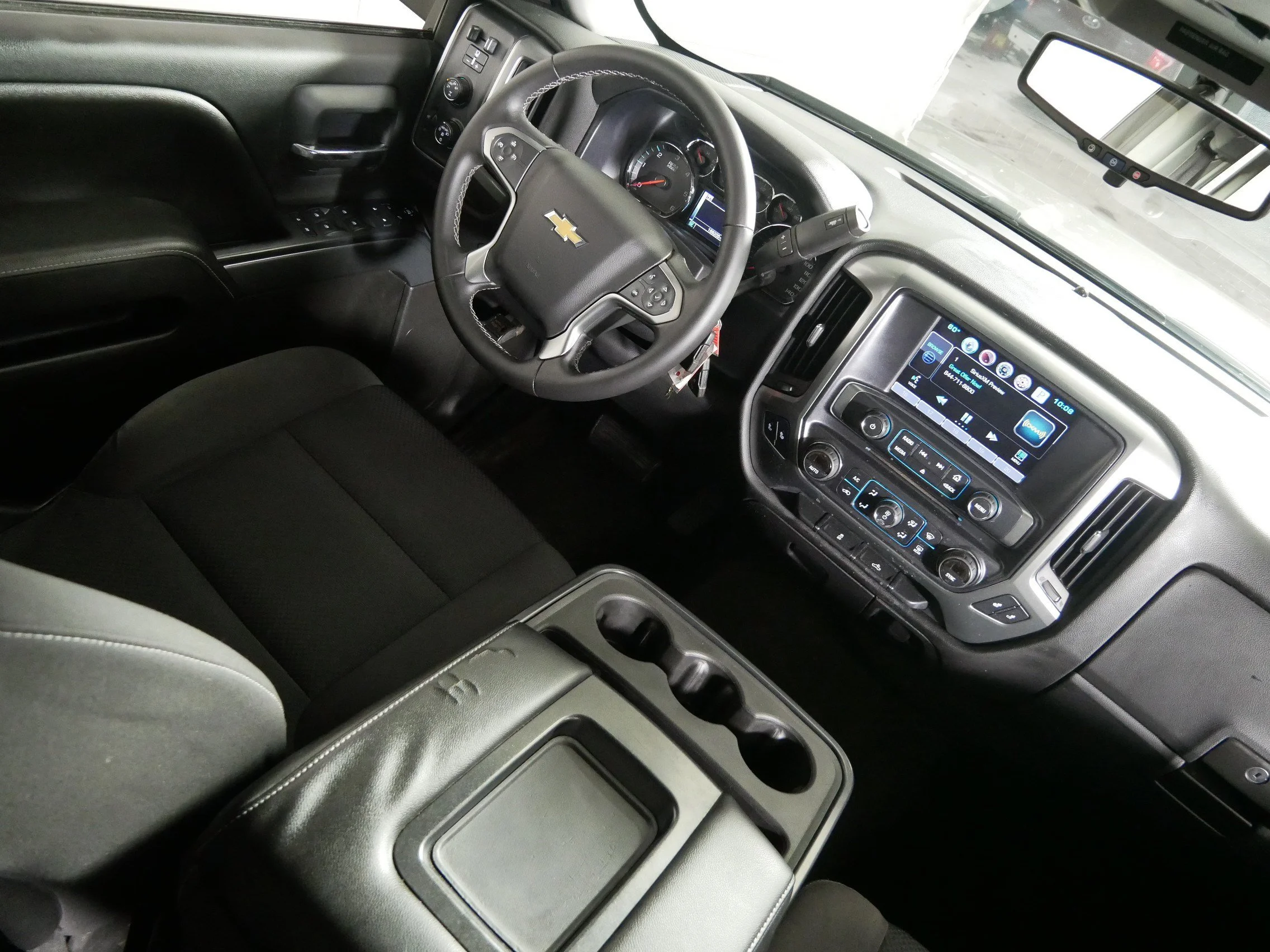 Used 2015 Brownstone Metallic Chevrolet LT image 9