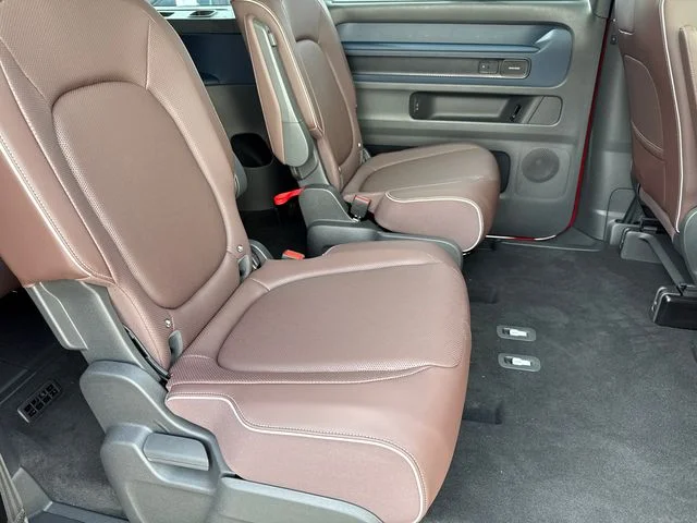 New 2025 Cherry Red W/Metro Silver Upper Volkswagen Pro S Plus image 25