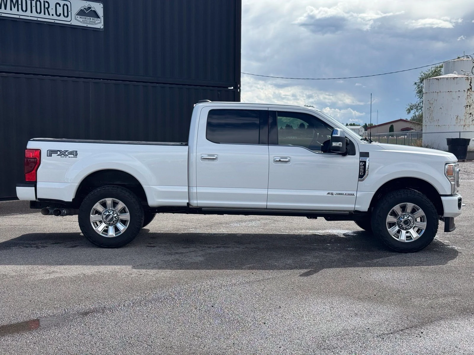 Used 2022 White Ford Platinum image 5