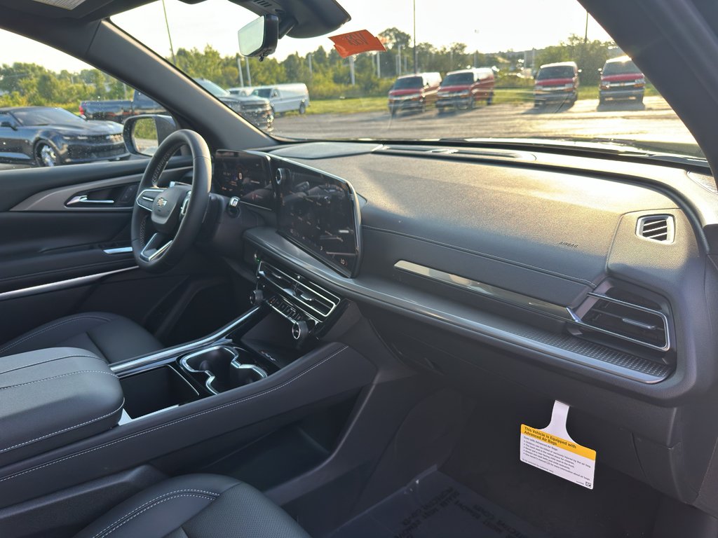 2027 Chevrolet Traverse LT - Photo 30