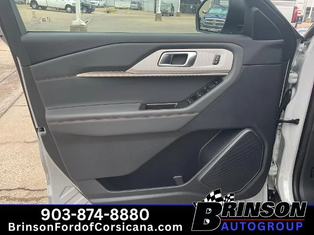 New 2027 Avalanche Gray Ford Active image 30