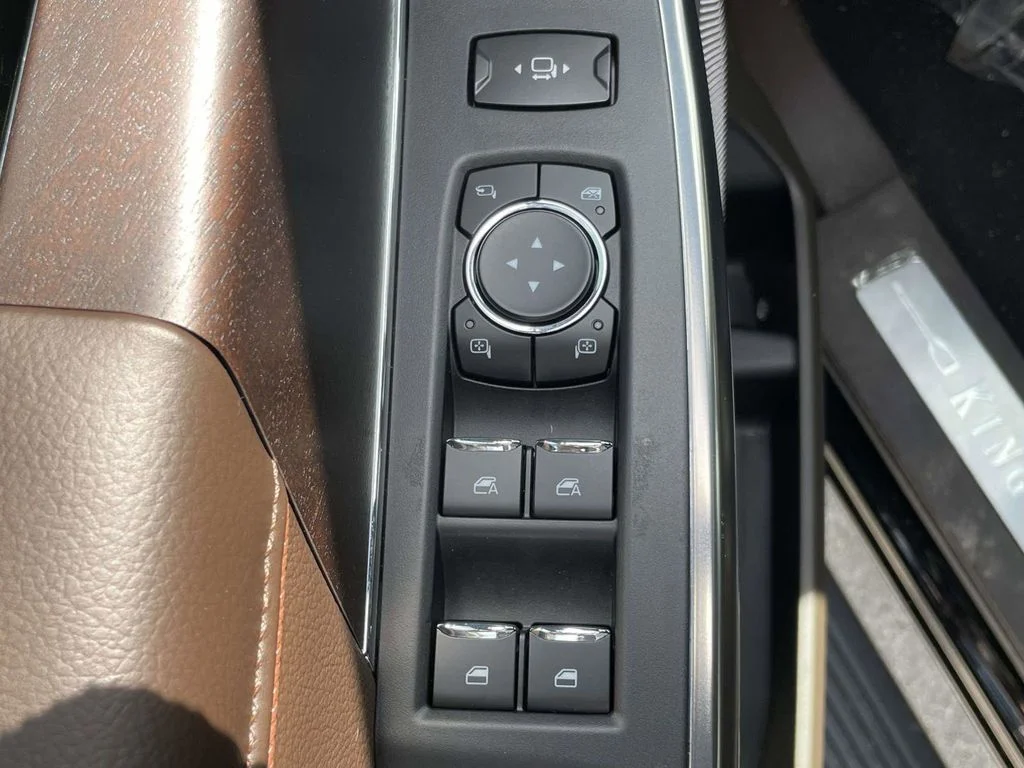 New 2026 Agate Black Metallic Ford F-250® King Ranch® image 16